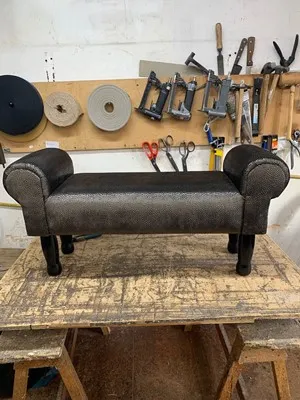 Custom-built chaise longue made to order