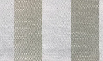 Camilla Broad Natural swatch