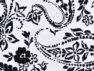 Blanc Noir Goa swatch