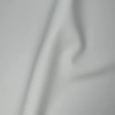 Lena Dove swatch