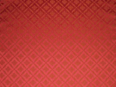 Damask Trellis Claret swatch