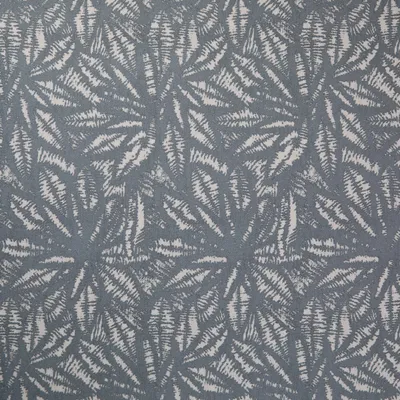 Longwood Yukon swatch
