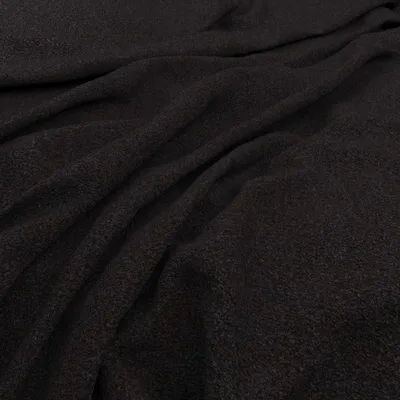 Everest Onyx swatch