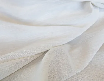 Kos Ivory swatch