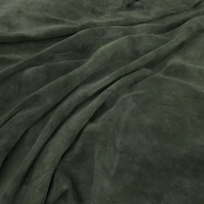 Lovely Jade swatch