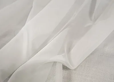 Whisper White swatch