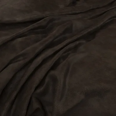 Yellowstone Cocoa swatch