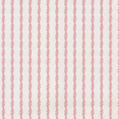 Bunty 28 Icing Sugar swatch