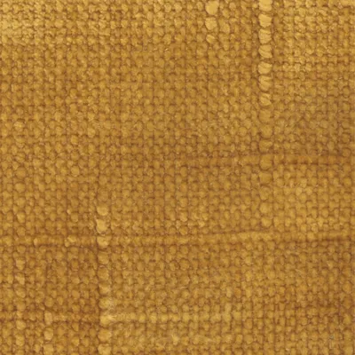 Petunia 04 Beeswax swatch